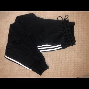 Adidas sweatpants Women’s Medium